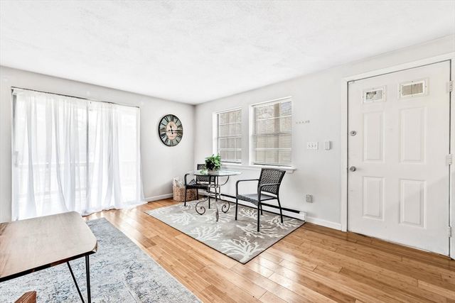 35 Ashumet Rd 12A, Mashpee, MA 02649