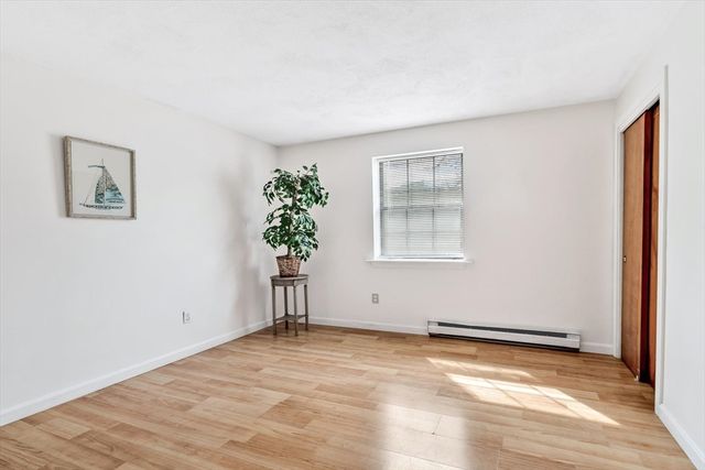 35 Ashumet Rd 12A, Mashpee, MA 02649