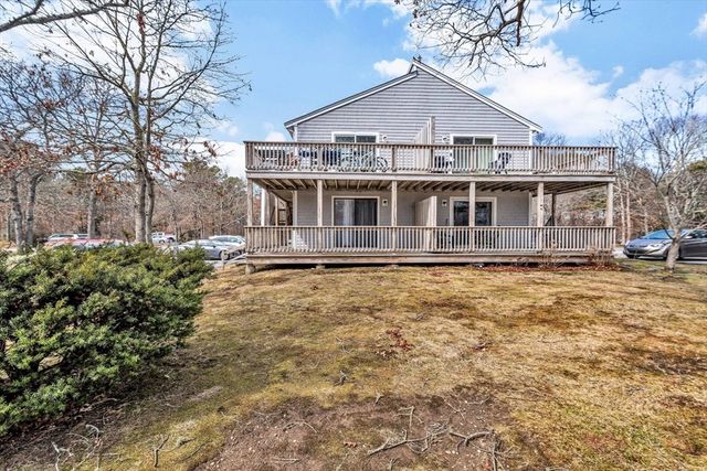 35 Ashumet Rd 12A, Mashpee, MA 02649