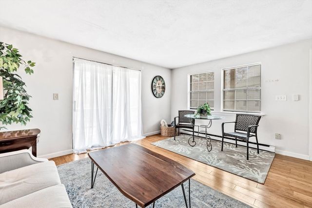 35 Ashumet Rd 12A, Mashpee, MA 02649