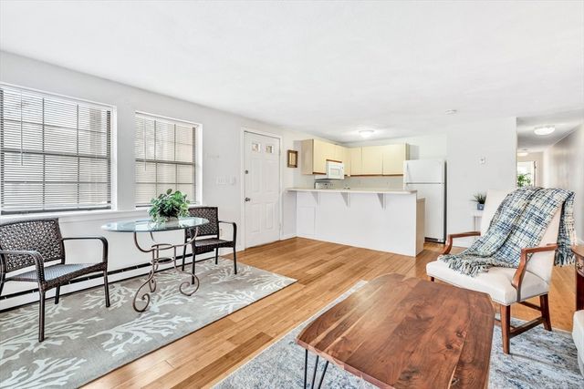 35 Ashumet Rd 12A, Mashpee, MA 02649