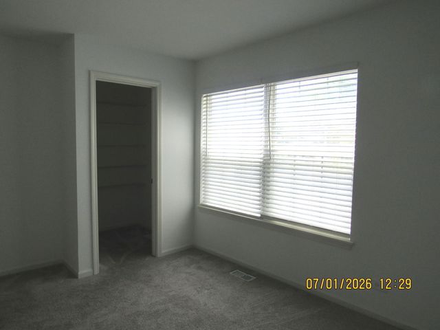 1804 Oslo Court, Mundelein, IL 60060
