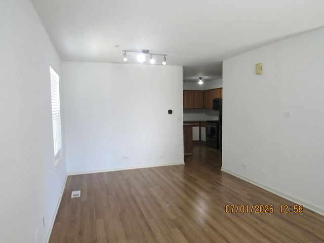 1804 Oslo Court, Mundelein, IL 60060