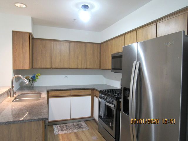 1804 Oslo Court, Mundelein, IL 60060