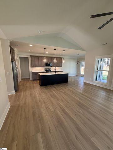 207 Palmetto Farms Way, Pelzer, SC 29669