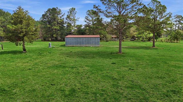 872 Four Notch Road, Huntsville, TX 77340