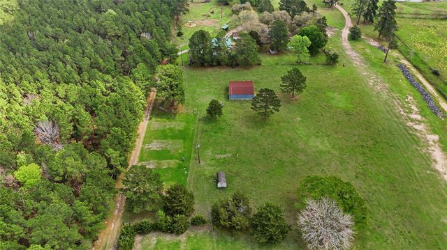 872 Four Notch Road, Huntsville, TX 77340
