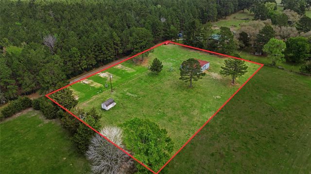 872 Four Notch Road, Huntsville, TX 77340