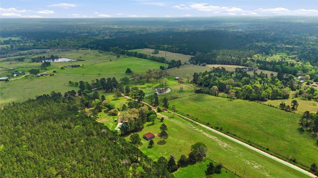 872 Four Notch Road, Huntsville, TX 77340