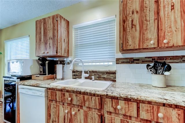 10290 OASIS PALM DRIVE, Tampa, FL 33615