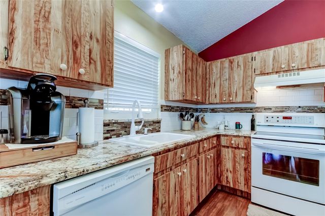 10290 OASIS PALM DRIVE, Tampa, FL 33615