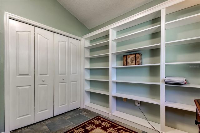 10290 OASIS PALM DRIVE, Tampa, FL 33615