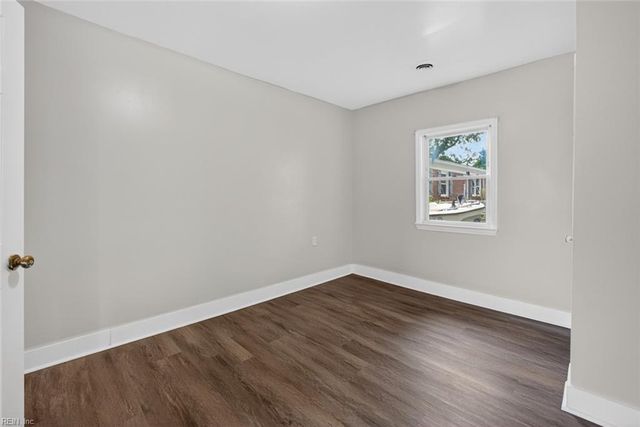 1108 N Mallory ST, Hampton, VA 23663