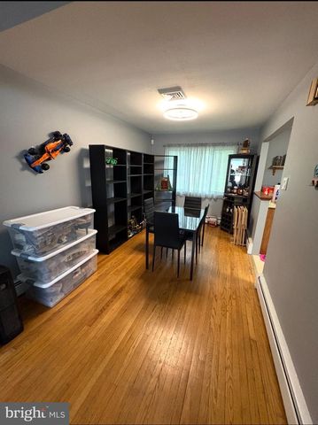 605 UNION MILL RD, Mount Laurel, NJ 08054