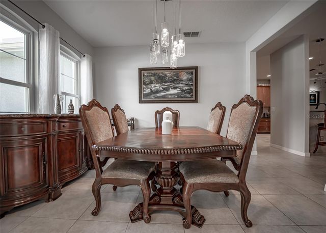 527 SAND WEDGE LOOP, Apopka, FL 32712