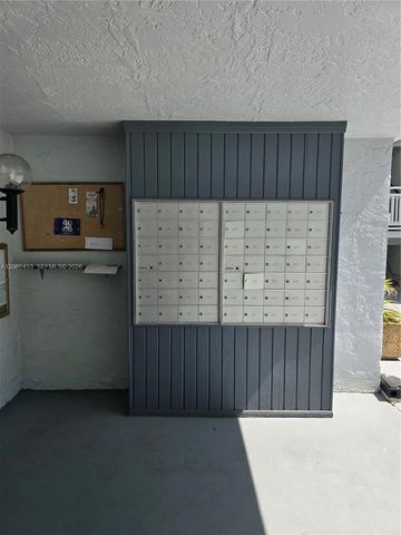 13500 NE 3rd Court 416, North Miami, FL 33161