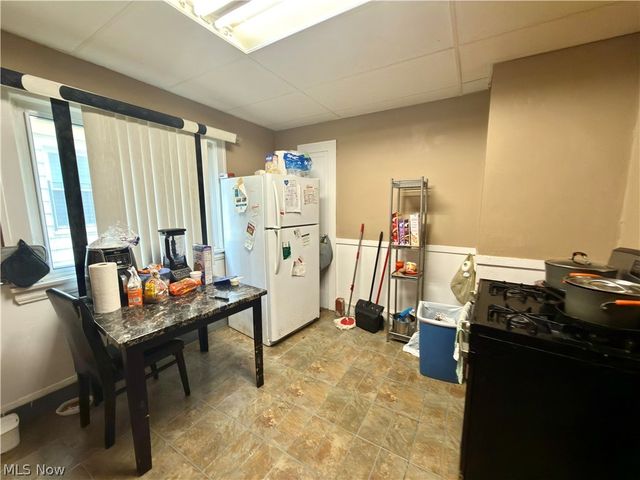 3942 E 121st Street, Cleveland, OH 44105