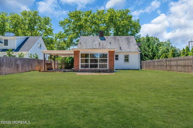 22 Rumson Place, Little Silver, NJ 07739
