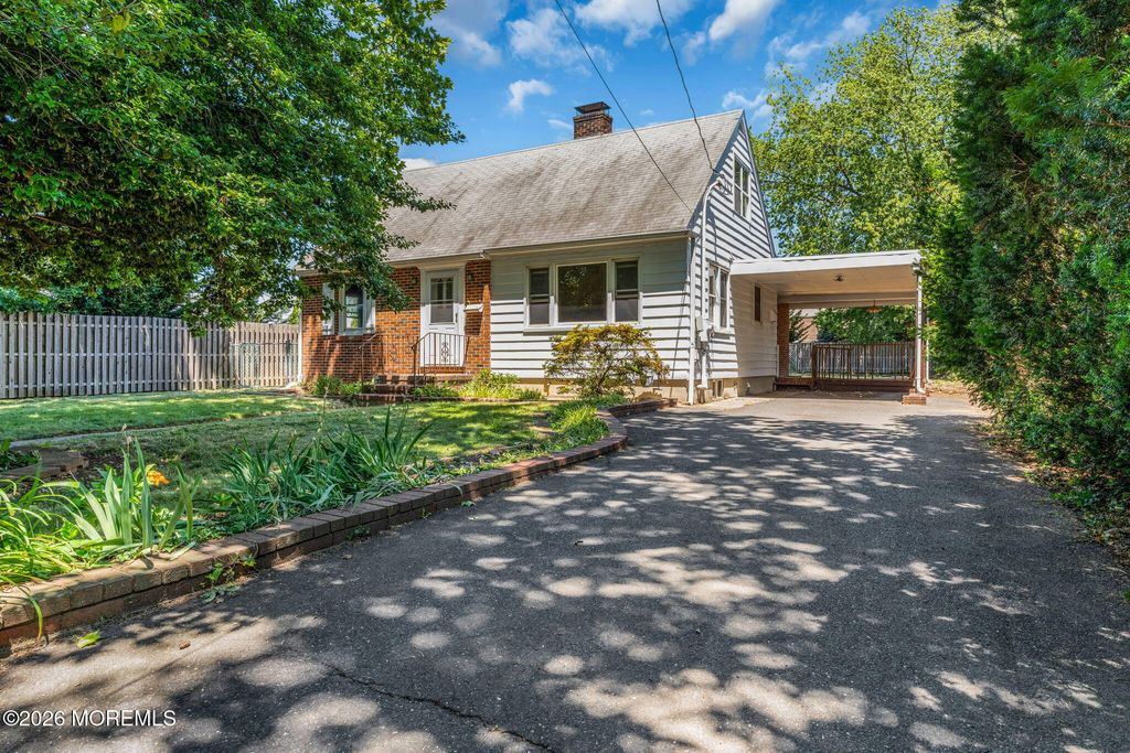 22 Rumson Place, Little Silver, NJ 07739