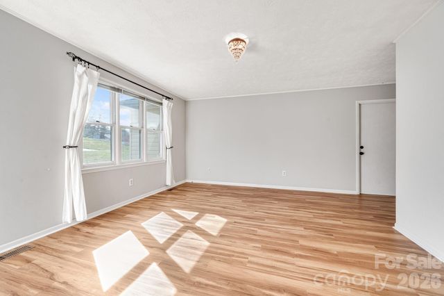 28 Westview Lane, Weaverville, NC 28787