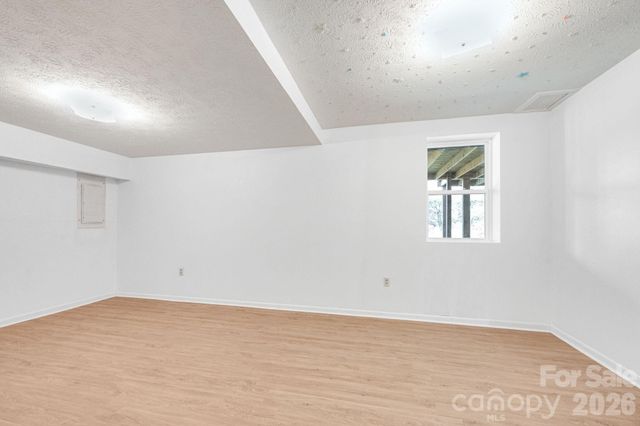 28 Westview Lane, Weaverville, NC 28787