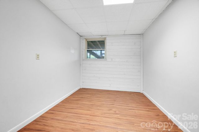 28 Westview Lane, Weaverville, NC 28787