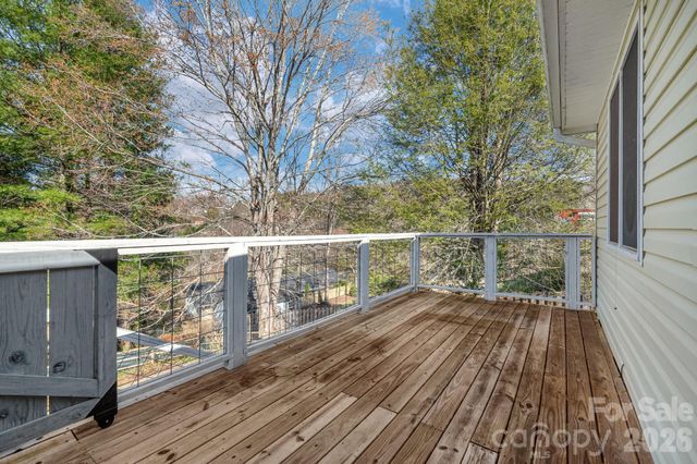 28 Westview Lane, Weaverville, NC 28787