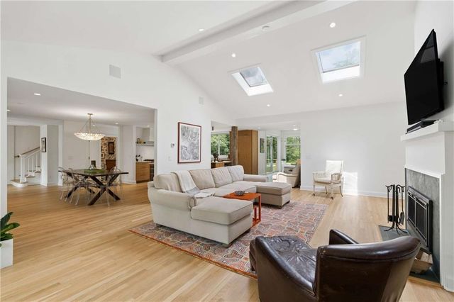 2014 N Ponce De Leon Avenue NE, Atlanta, GA 30307