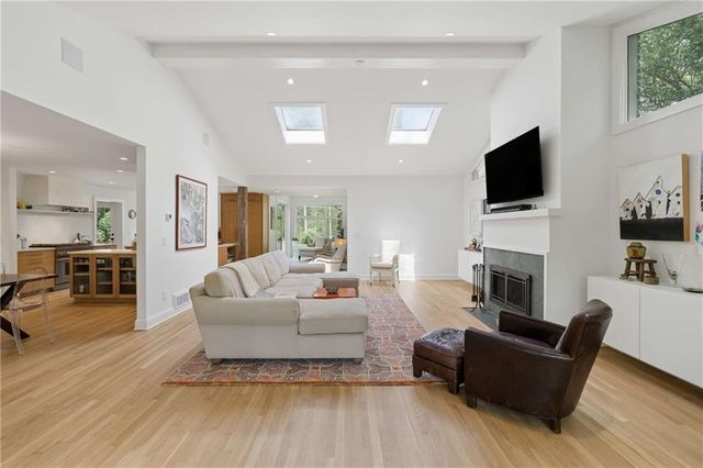 2014 N Ponce De Leon Avenue NE, Atlanta, GA 30307