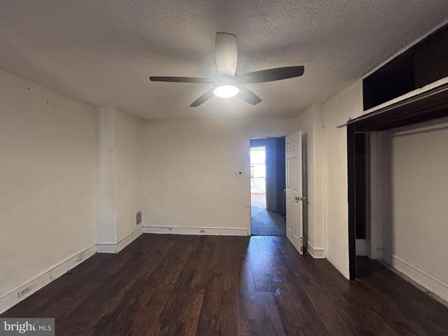 2612 S ROBINSON ST, Philadelphia, PA 19142