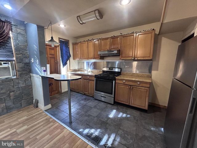 2612 S ROBINSON ST, Philadelphia, PA 19142