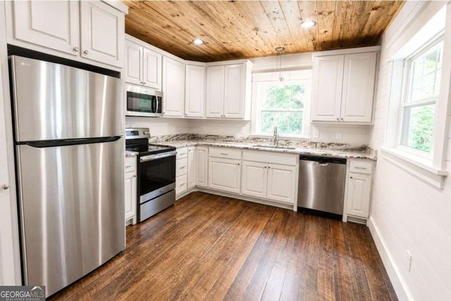 2087 Chatsworth Highway, Ellijay, GA 30540