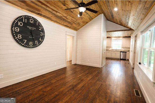 2087 Chatsworth Highway, Ellijay, GA 30540