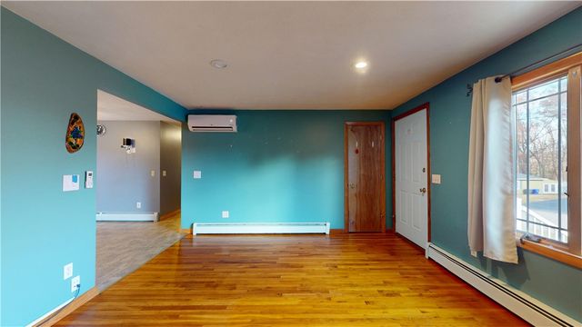 125 Revere Avenue, West Warwick, RI 02893