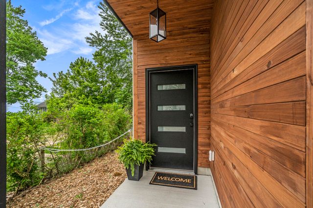 3220 Lakeshore Drive, Muskegon, MI 49441