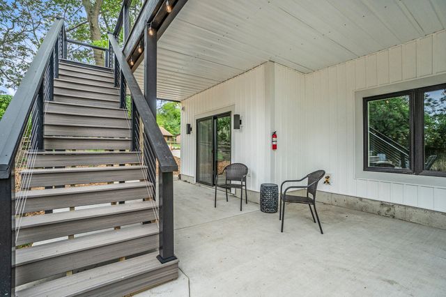 3220 Lakeshore Drive, Muskegon, MI 49441