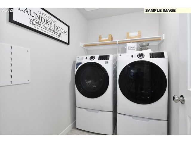 12700 Sw DOUBLETOP Dr, Beaverton, OR 97007