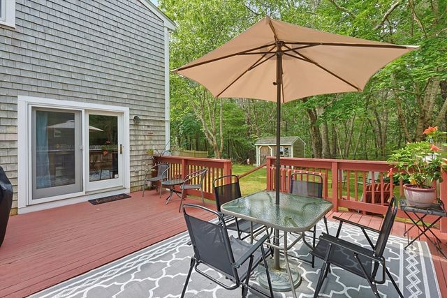 12 Cutter Dr, Plymouth, MA 02360