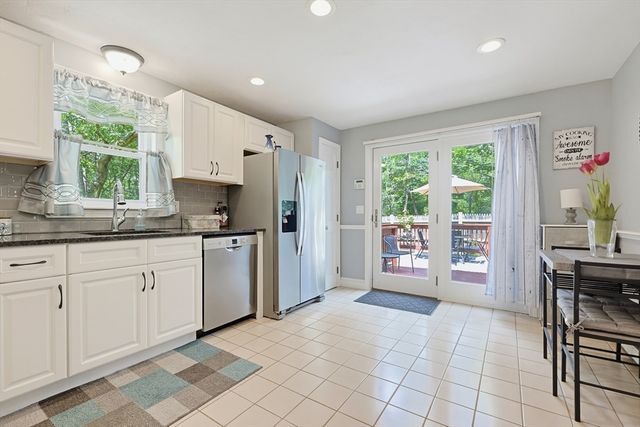 12 Cutter Dr, Plymouth, MA 02360