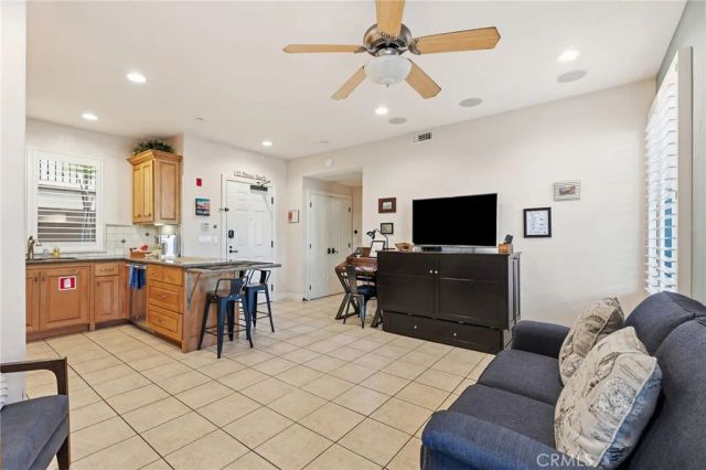 911 Price Street 5, Pismo Beach, CA 93449