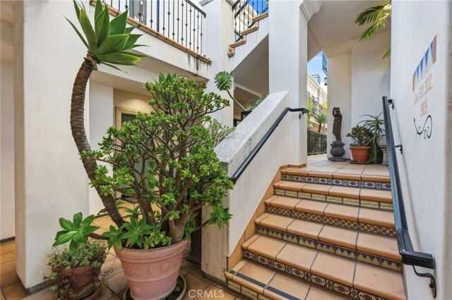 911 Price Street 5, Pismo Beach, CA 93449