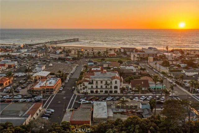 911 Price Street 5, Pismo Beach, CA 93449