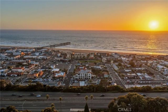 911 Price Street 5, Pismo Beach, CA 93449