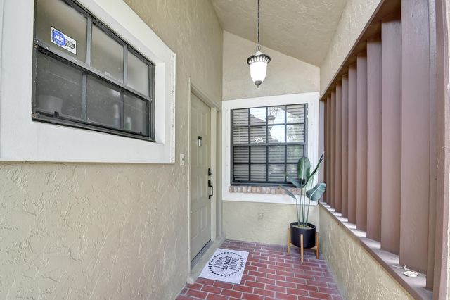 8071 Popash Court, Boynton Beach, FL 33472