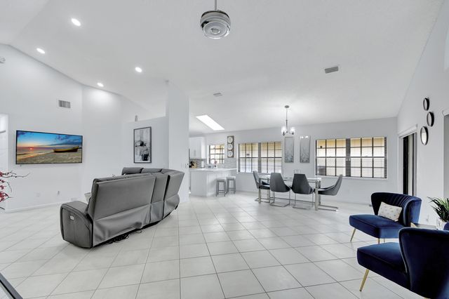 8071 Popash Court, Boynton Beach, FL 33472