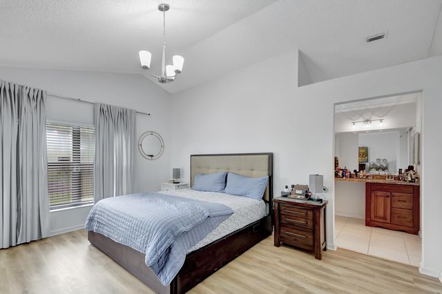 8071 Popash Court, Boynton Beach, FL 33472