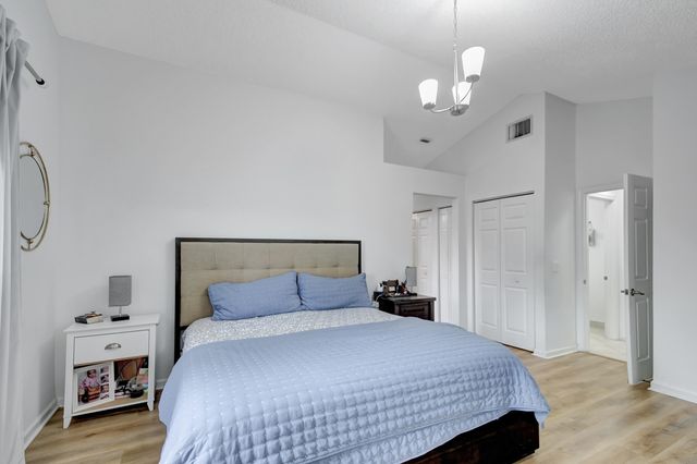 8071 Popash Court, Boynton Beach, FL 33472