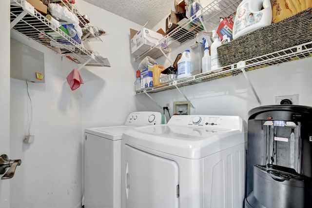 8071 Popash Court, Boynton Beach, FL 33472