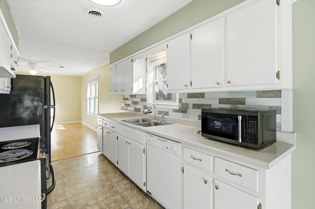 5766 Patricia Drive, Horn Lake, MS 38637