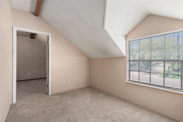 501 W Creek ST, Fredericksburg, TX 78624